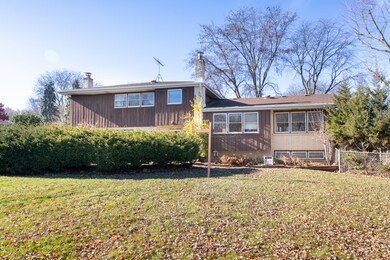 1205 Laurel Ln, Schaumburg, IL 60193 - photo 6