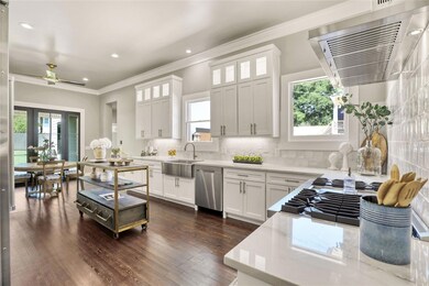 SS appliances, Viking Stove, Refrigerator & Farm S