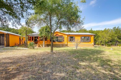 520 Blue Sky Ct, Springtown, TX 76082 - photo 4