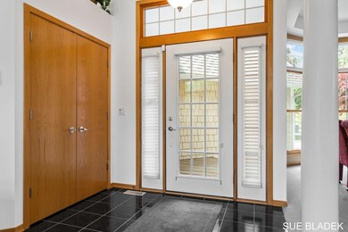 Front Door/Closet