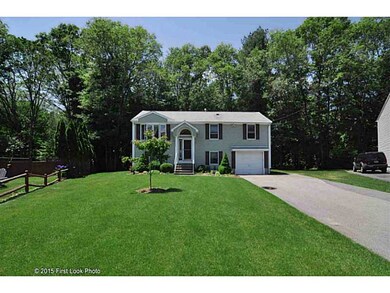 7 Leigh Ln, Riverside, RI 02915 - photo 2