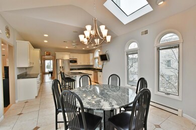 011_Kitchen