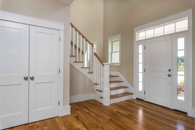 04-Entryway