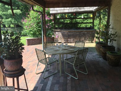 611 Manor Rd, Penn Valley, PA 19072 - photo 6