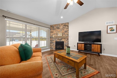 302 Carta Dr, Shiloh, IL 62221 - photo 6