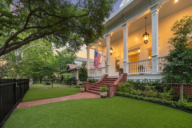 1522 Arlington St, Houston, TX 77008 - photo 2