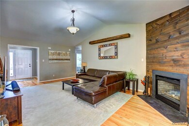 7902 Featherchase Ct, Chesterfield, VA 23832 - photo 3