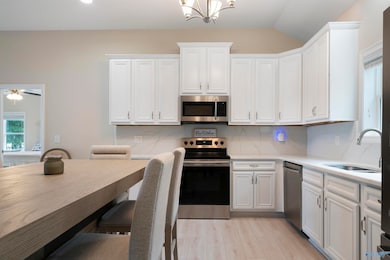 5424 Hidden Point Dr, Cedar Bluff, AL 35959 - photo 6