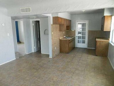 7546 Hermosillo Dr, El Paso, TX 79915 - photo 4