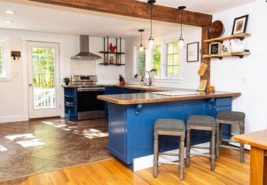 70 Winnicutt Rd, Stratham, NH 03885 - photo 5