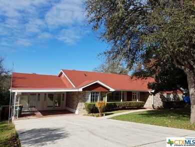 112 Nichols Dr, San Marcos, TX 78666 - photo 3