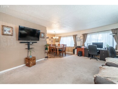 13732 Heather Ln NE, Aurora, OR 97002 - photo 7