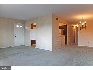 8925 Ashton Rd, Philadelphia, PA 19136 - photo 3