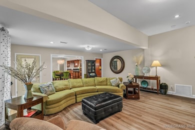 1425 Lakeview Rd, Ozark, AL 36360 - photo 5