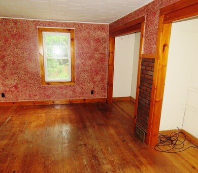 341 S Main St, Orange, MA 01364 - photo 4