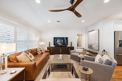 2007 Nina Lee Ln, Houston, TX 77018 - photo 6