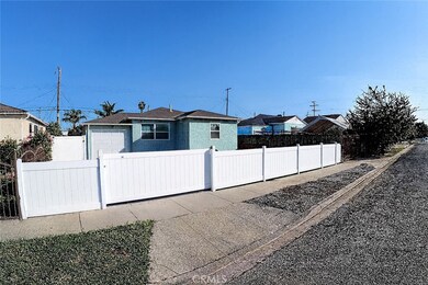 1808 N Grape Ave, Compton, CA 90222 - photo 2