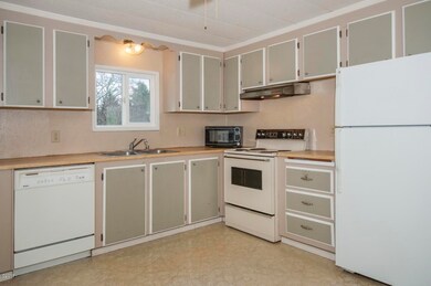 621 SE Reef Ave, Lincoln City, OR 97367 - photo 7