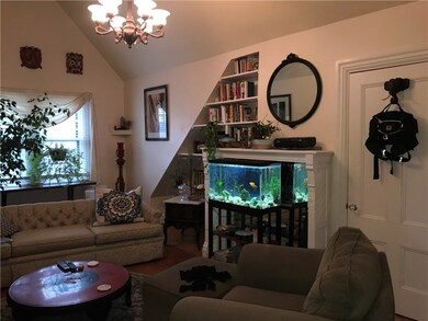 75 Kay St unit 3, Newport, RI 02840 - photo 3