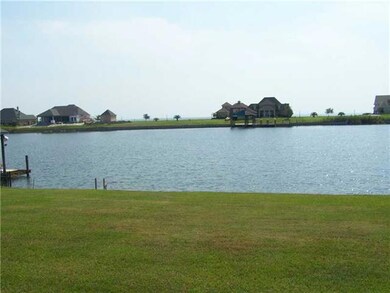 Photo. water view from backyard