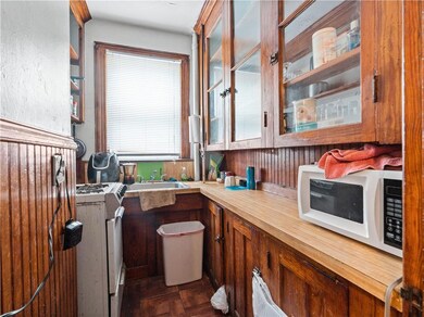 46 Spicer St, Providence, RI 02905 - photo 3