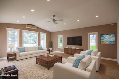 516 Colt Ave, Bismarck, ND 58503 - photo 3