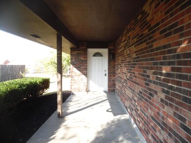 6343 Sandric Ln, Liberty Township, OH 45044 - photo 2