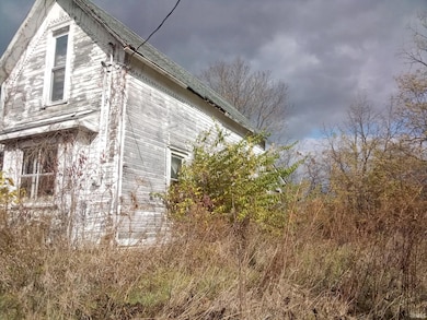 11899 S Hartford City Rd, Warren, IN 46792 - photo 3