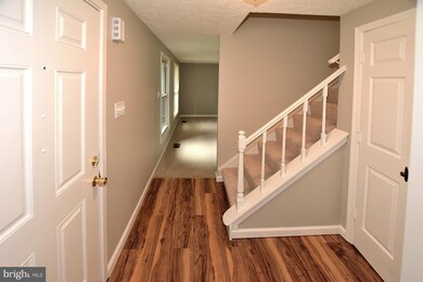 16023 Fairway Dr, Dumfries, VA 22025 - photo 2