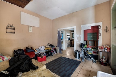 2925 W Commerce St, San Antonio, TX 78207 - photo 7