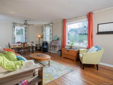 300 School Rd E, Asheville, NC 28803 - photo 6