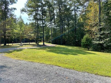 9470 Robin Rd, Disputanta, VA 23842 - photo 5