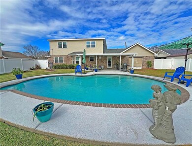 Saltwater Pool - Diamond Quartz Plaster