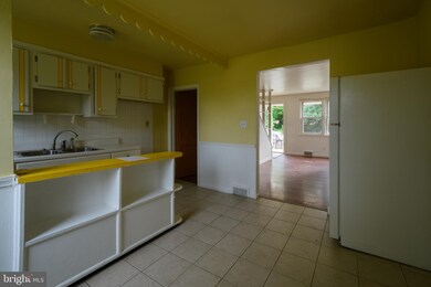 4522 Umatilla Ave, Baltimore, MD 21215 - photo 5