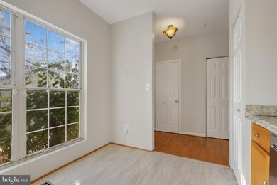 6920 Flag Harbor Dr, District Heights, MD 20747 - photo 3