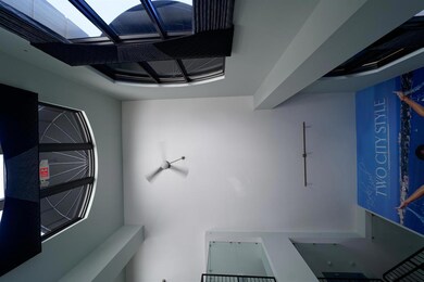 22  tall ceilings