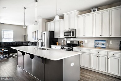 115 Bergamot Way, Lake Frederick, VA 22630 - photo 3