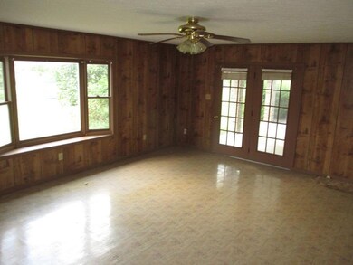 2205 Cooley Ford Rd, Tennessee Ridge, TN 37178 - photo 5