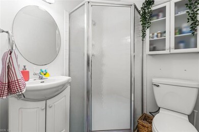 366 Dinwiddie St, Portsmouth, VA 23704 - photo 6