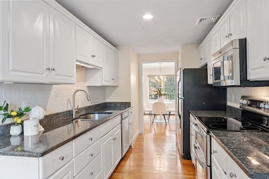 28 Partridge Ln, Lynnfield, MA 01940 - photo 2