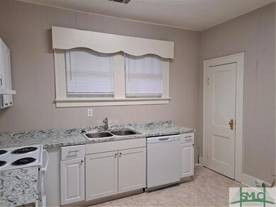 1132 E 31st St, Savannah, GA 31404 - photo 3
