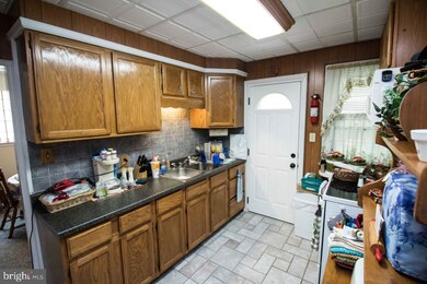 1126 Gregg Ave, Reading, PA 19607 - photo 6