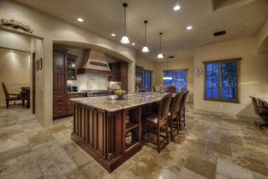 011_Kitchen Island