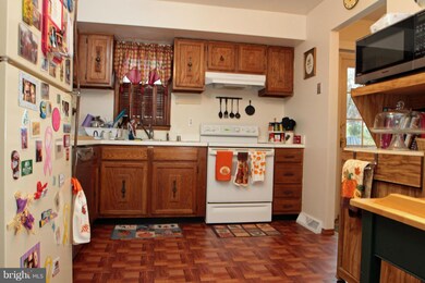 514 Tanglewood Dr, Sykesville, MD 21784 - photo 7