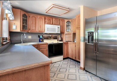 10 Sagamore Rd, North Weymouth, MA 02191 - photo 4