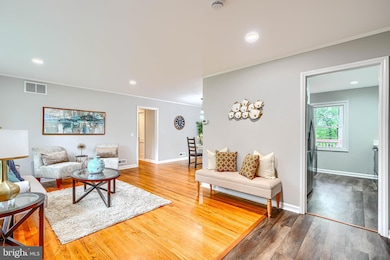 8809 Wolverton Rd, Parkville, MD 21234 - photo 6