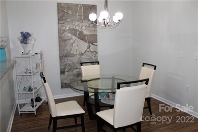 615 Appeldoorn Cir unit 615, Asheville, NC 28803 - photo 6