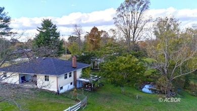 966 State Route 555, Little Hocking, OH 45742 - photo 2