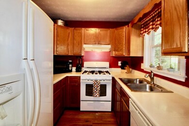 156 Dodge St, Stuarts Draft, VA 24477 - photo 5