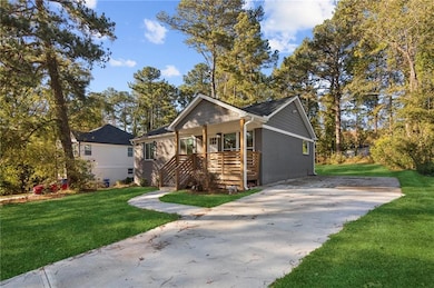 3682 Daisy Dr, Decatur, GA 30032 - photo 2